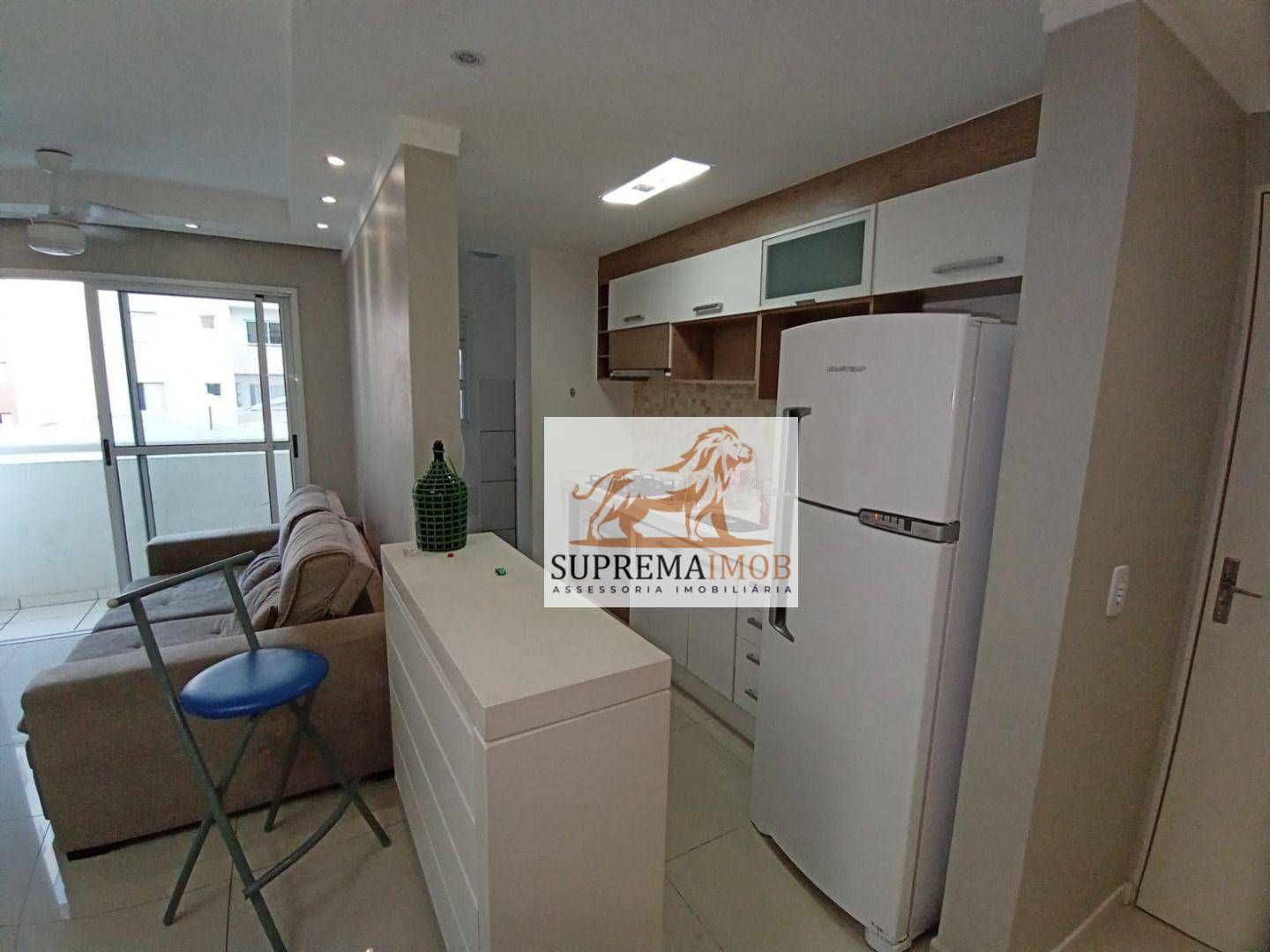 Apartamento à venda com 2 quartos, 50m² - Foto 9