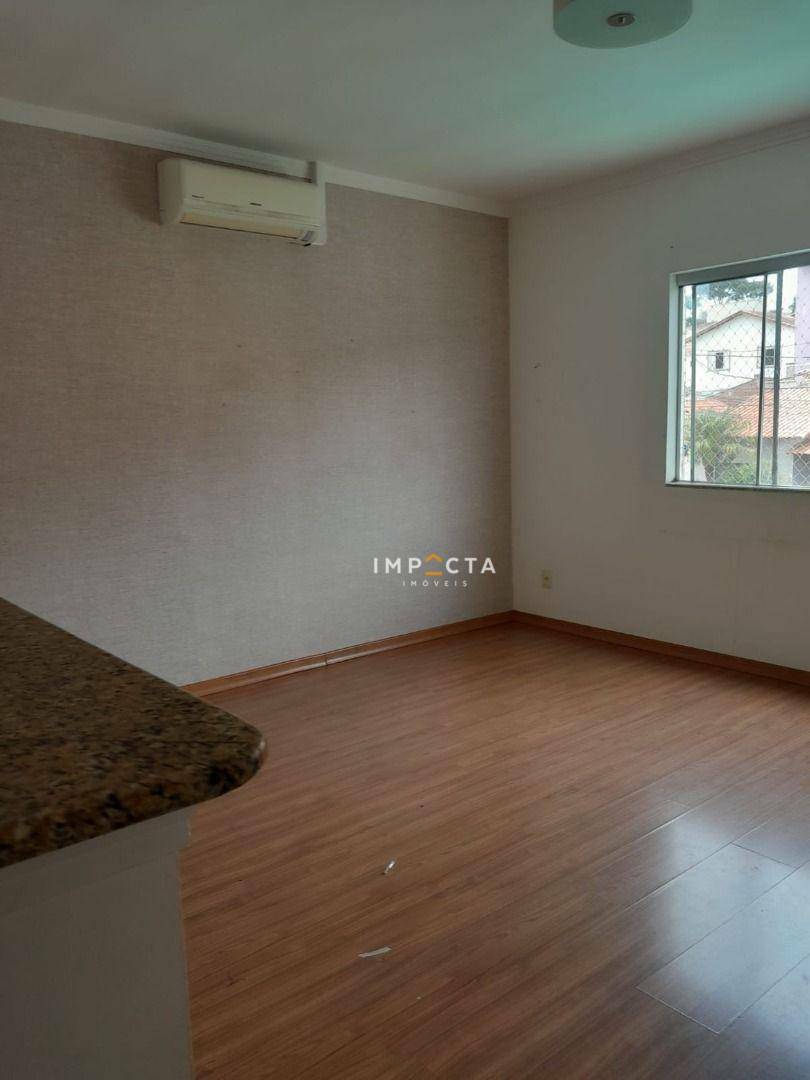 Apartamento à venda com 3 quartos, 103m² - Foto 1