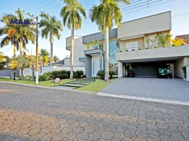 Casa à venda com 6 quartos, 690m² - Foto 3