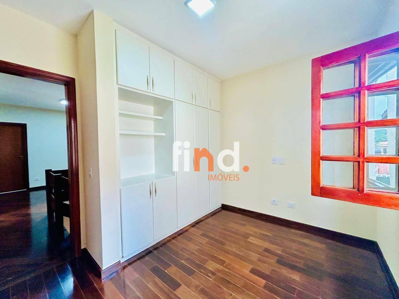 Casa de Condomínio à venda com 4 quartos, 286m² - Foto 10