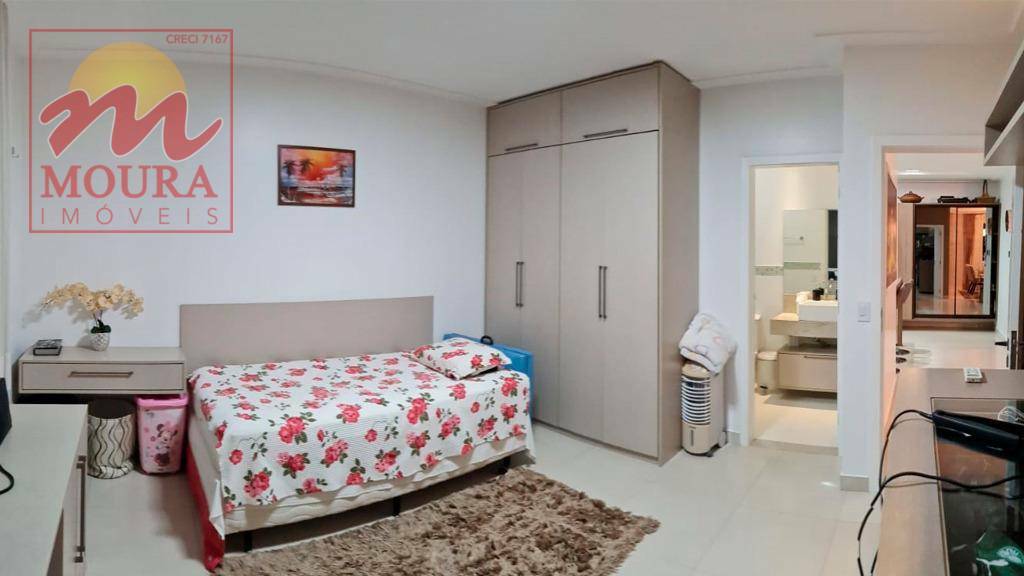 Casa à venda com 4 quartos, 360m² - Foto 19