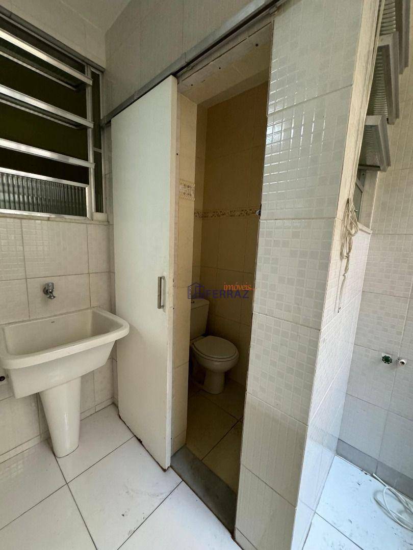 Apartamento à venda com 2 quartos, 70m² - Foto 18