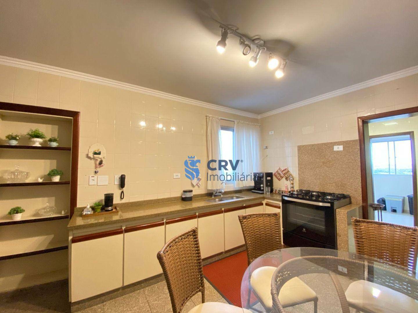 Apartamento à venda com 3 quartos, 171m² - Foto 6