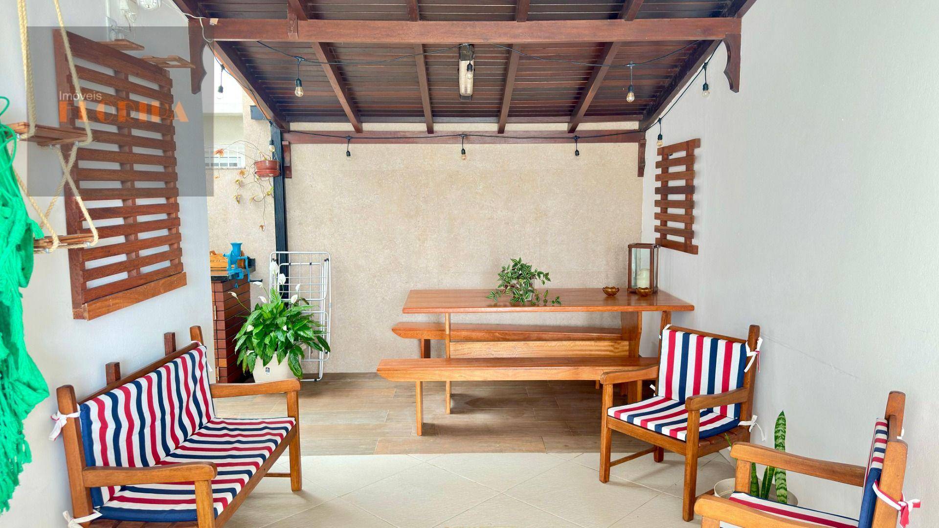 Casa, 3 quartos, 120 m² - Foto 1