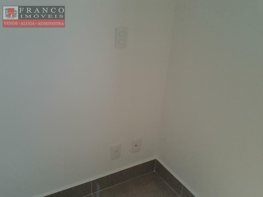 Apartamento à venda com 2 quartos, 63m² - Foto 7