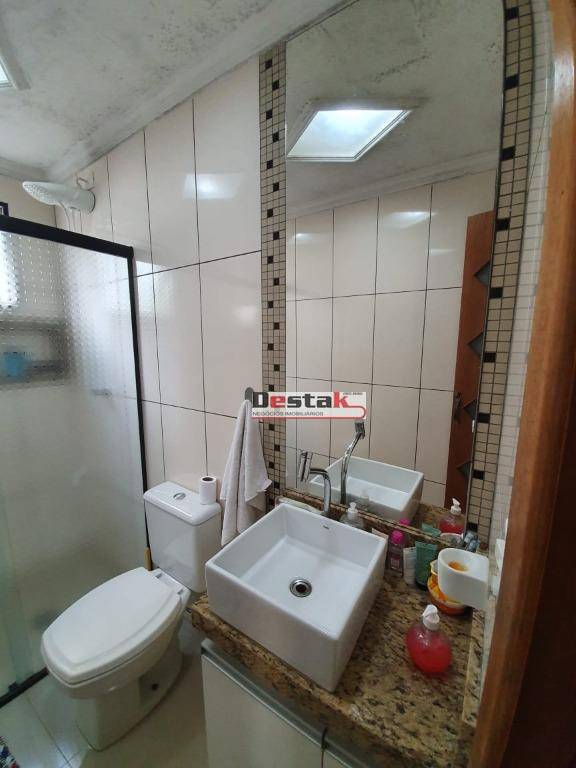 Apartamento à venda com 2 quartos, 55m² - Foto 11