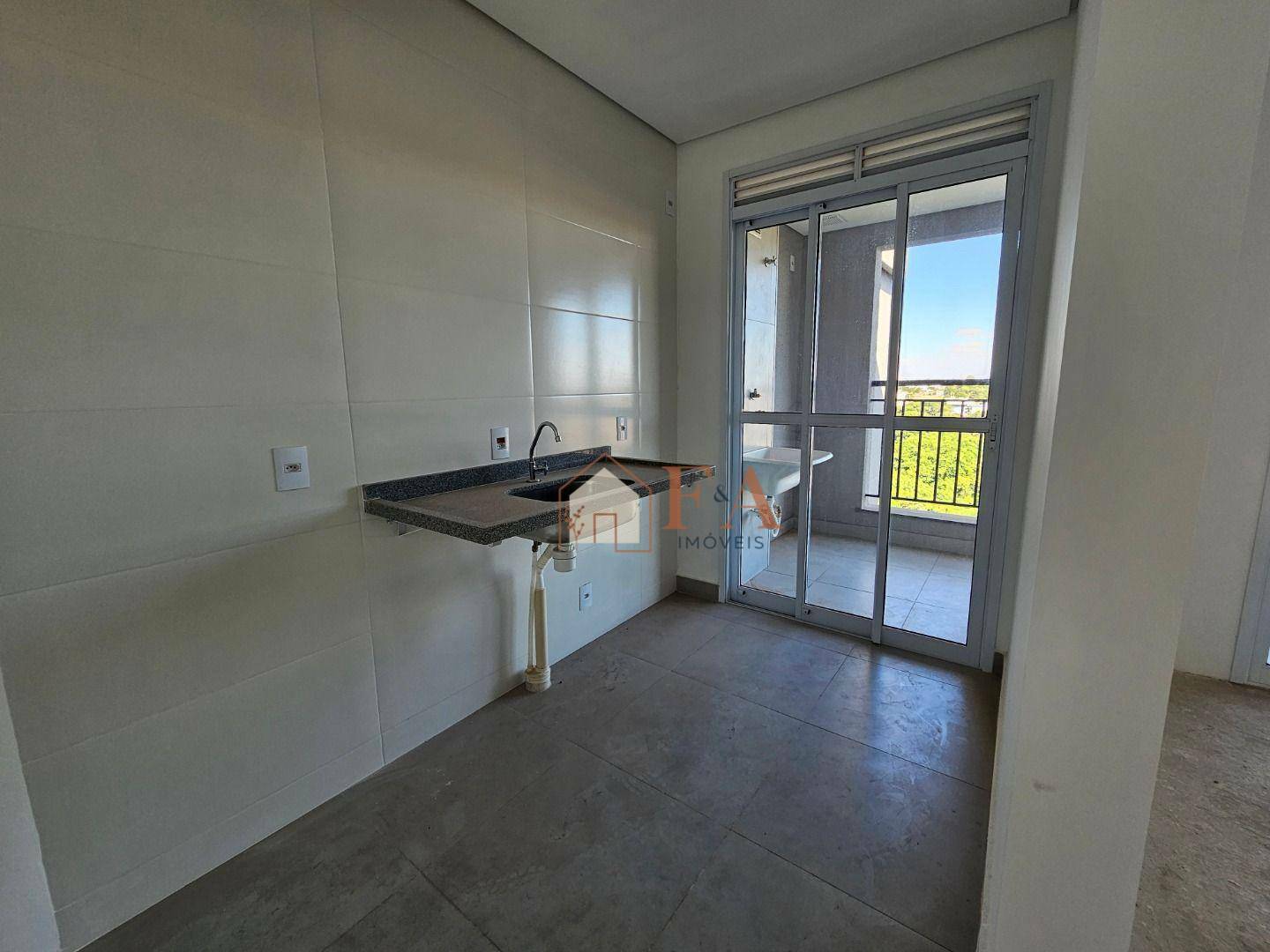 Apartamento à venda com 2 quartos, 65m² - Foto 3