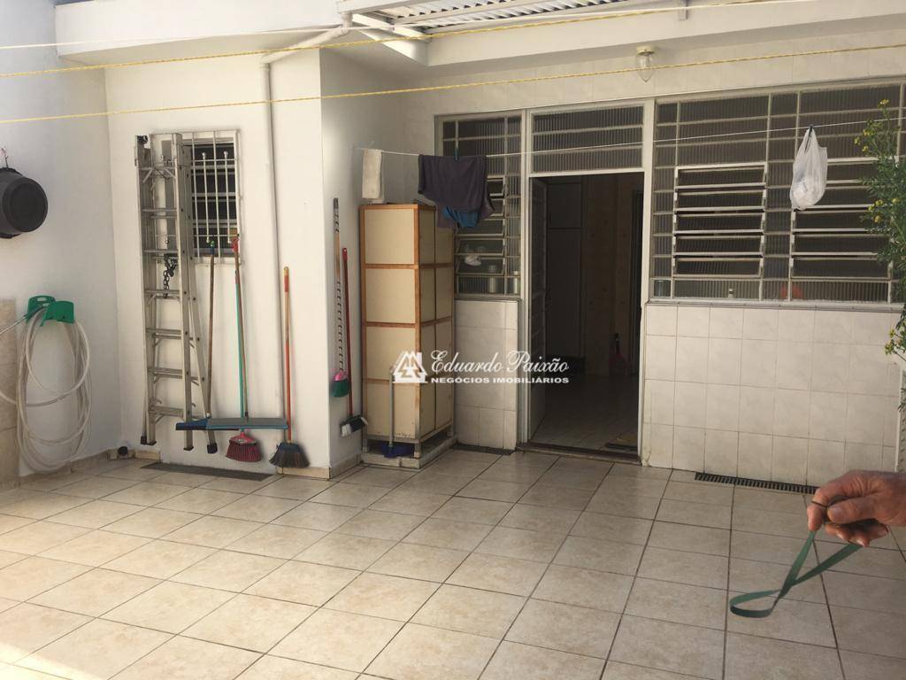 Casa à venda com 2 quartos, 130m² - Foto 17