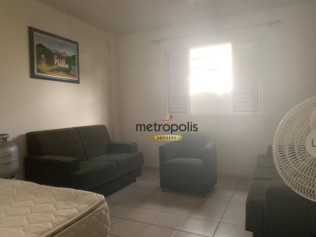 Casa à venda com 2 quartos, 130m² - Foto 1