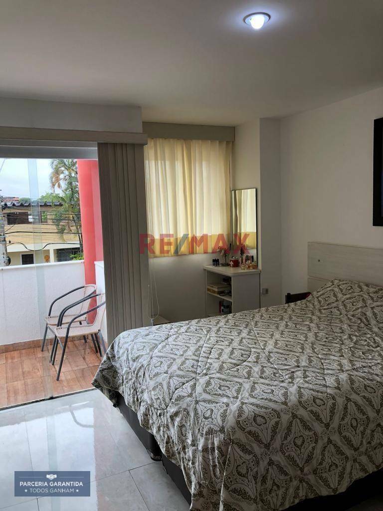 Casa à venda com 3 quartos, 166m² - Foto 14