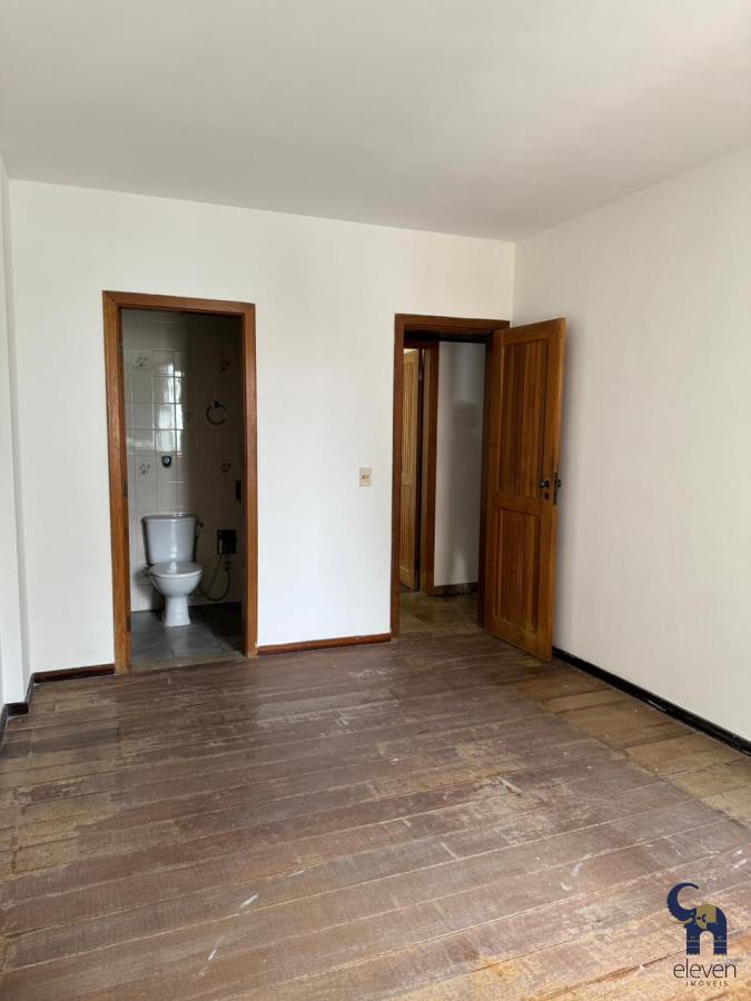 Apartamento à venda com 4 quartos, 230m² - Foto 33