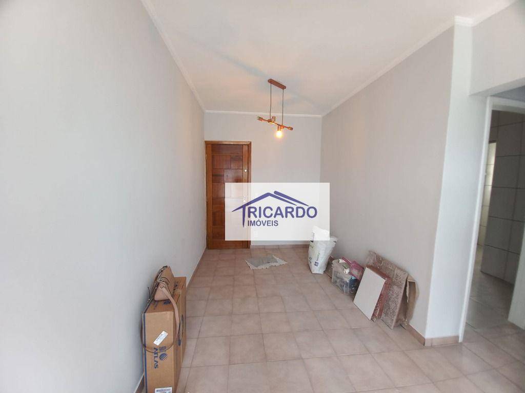 Apartamento à venda com 3 quartos, 68m² - Foto 8