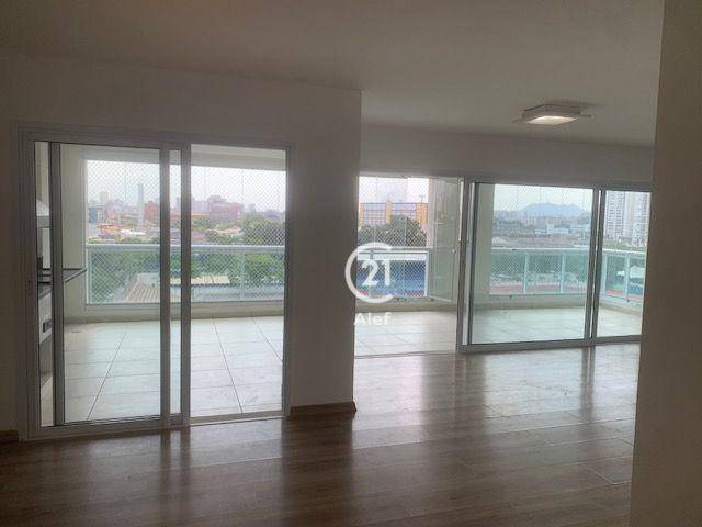 Apartamento à venda com 3 quartos, 241m² - Foto 23