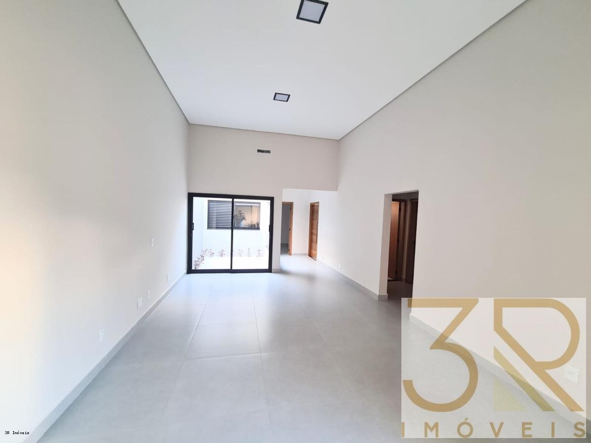 Casa à venda com 3 quartos, 255m² - Foto 10