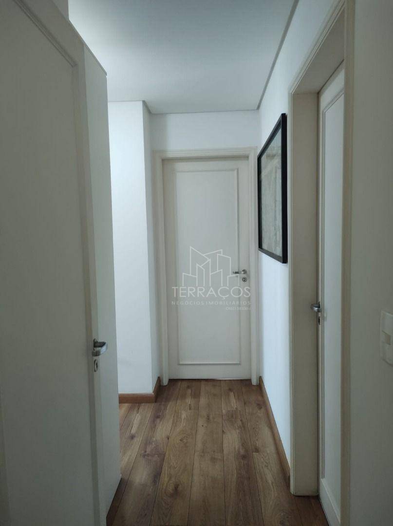 Apartamento à venda com 3 quartos, 158m² - Foto 13