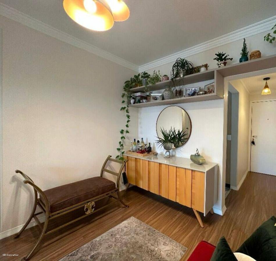 Apartamento à venda com 2 quartos, 69m² - Foto 7