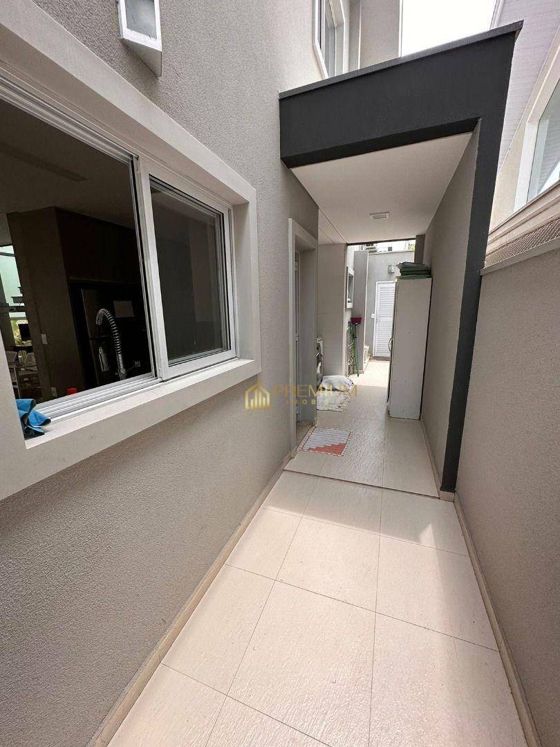 Sobrado à venda com 3 quartos, 230m² - Foto 19