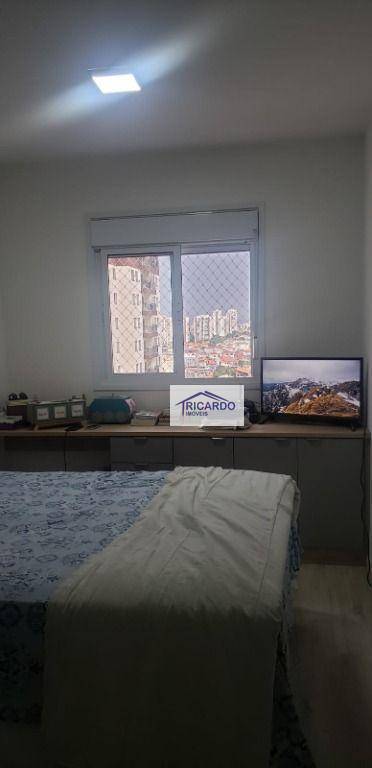 Apartamento à venda com 3 quartos, 81m² - Foto 15