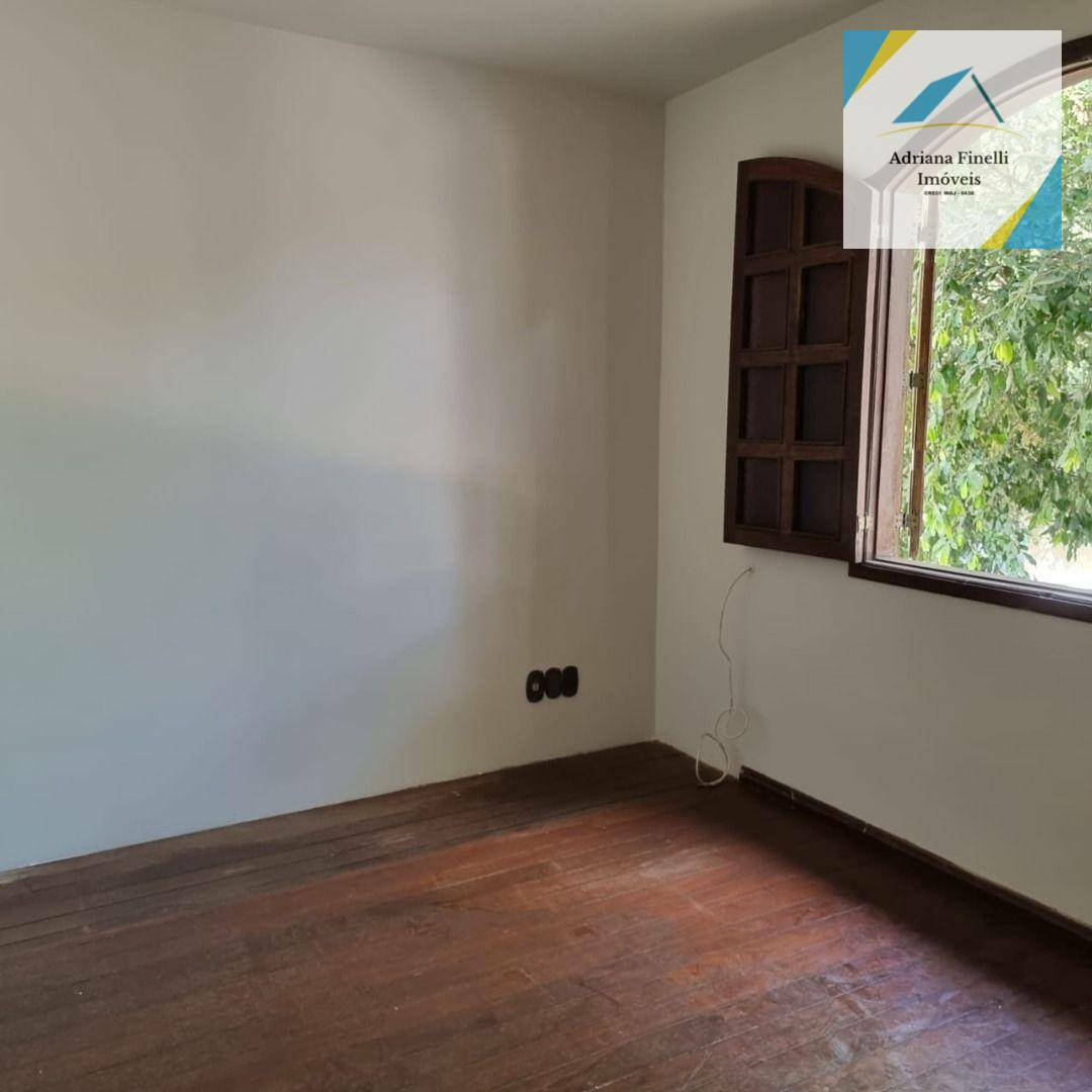 Casa à venda com 4 quartos, 250m² - Foto 11