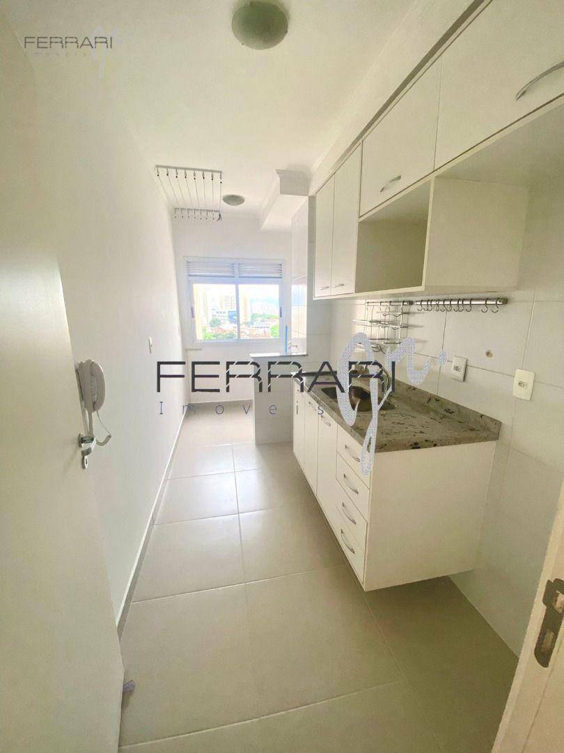 Apartamento à venda com 2 quartos, 63m² - Foto 11