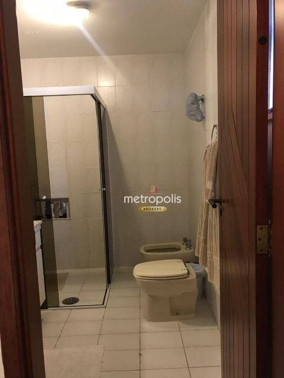 Sobrado à venda e aluguel com 4 quartos, 613m² - Foto 51