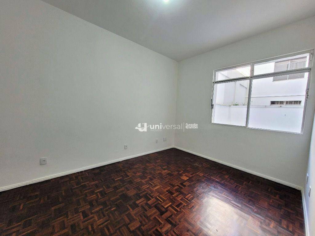 Apartamento à venda com 3 quartos, 118m² - Foto 8