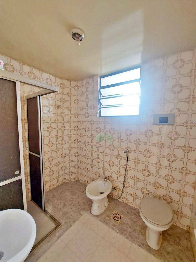 Apartamento à venda com 2 quartos, 70m² - Foto 14