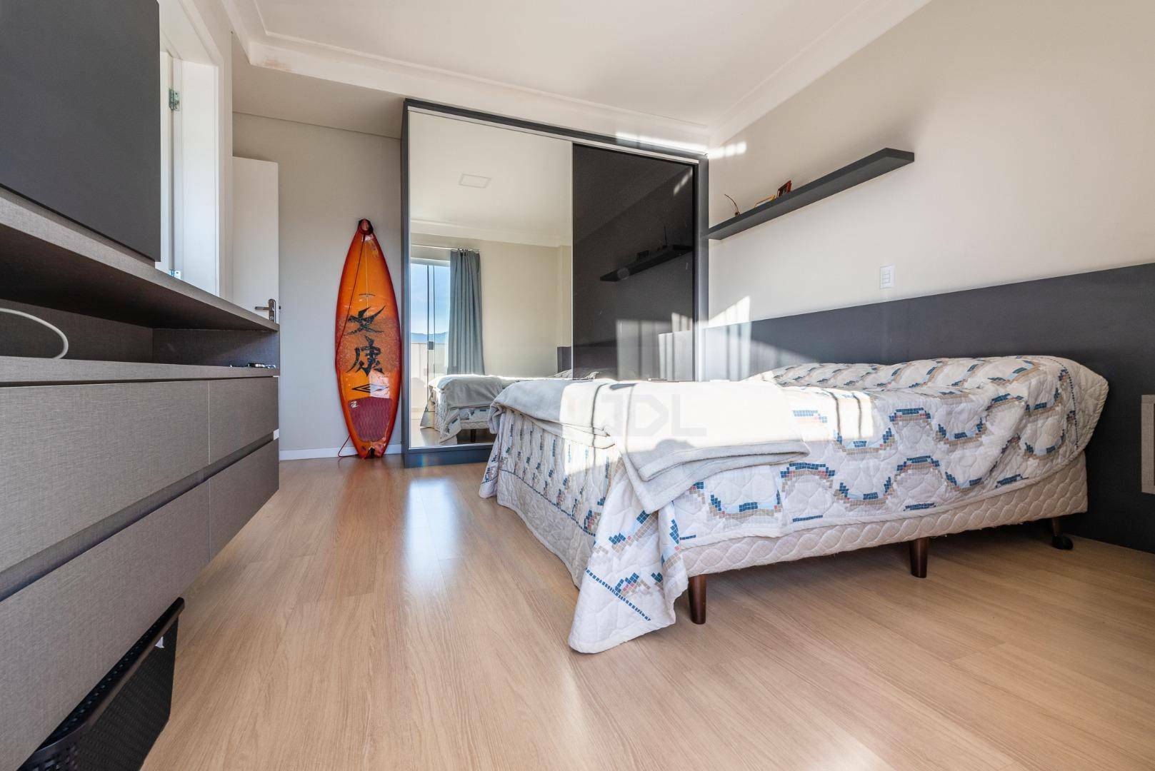 Casa de Condomínio à venda com 3 quartos, 299m² - Foto 17