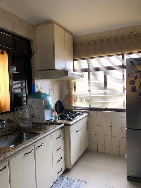 Sobrado à venda com 3 quartos, 219m² - Foto 22