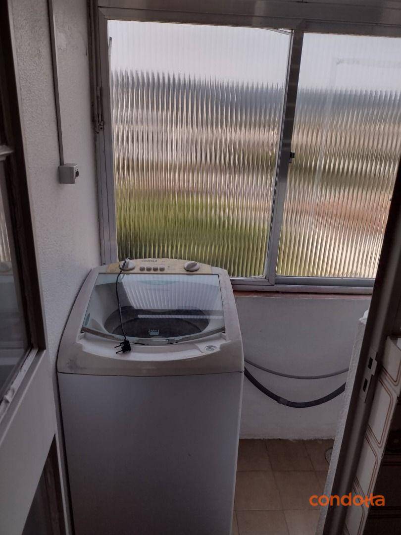 Apartamento para alugar com 1 quarto, 47m² - Foto 9