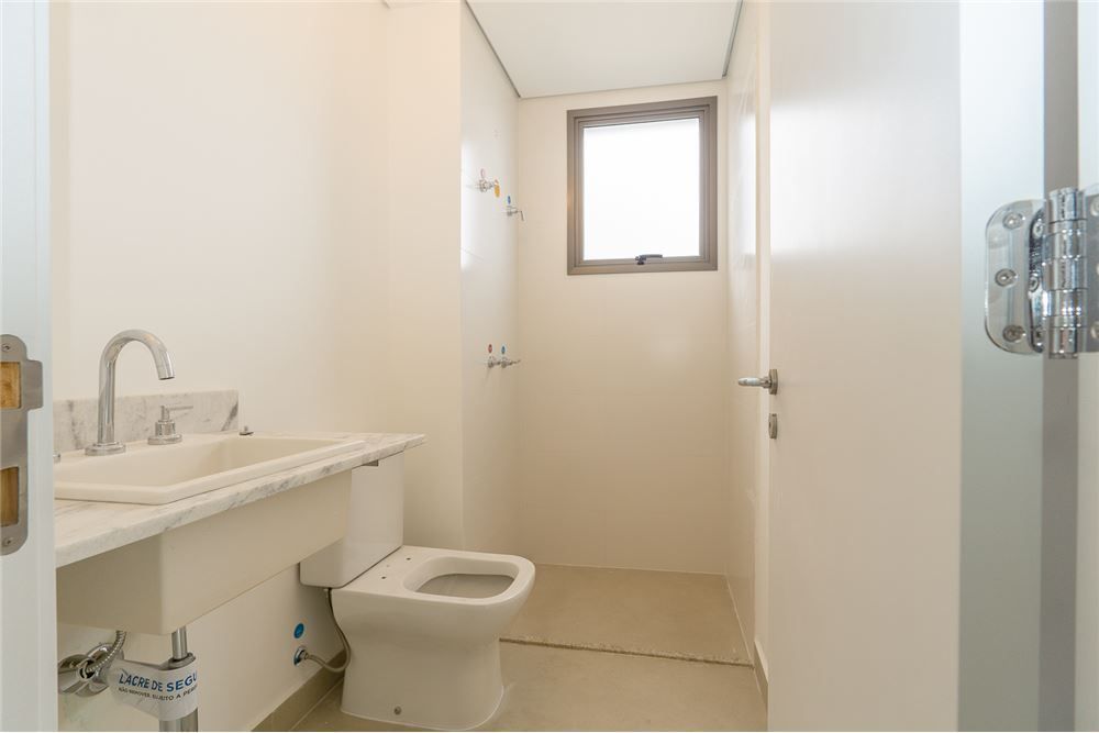 Apartamento à venda com 3 quartos, 158m² - Foto 13