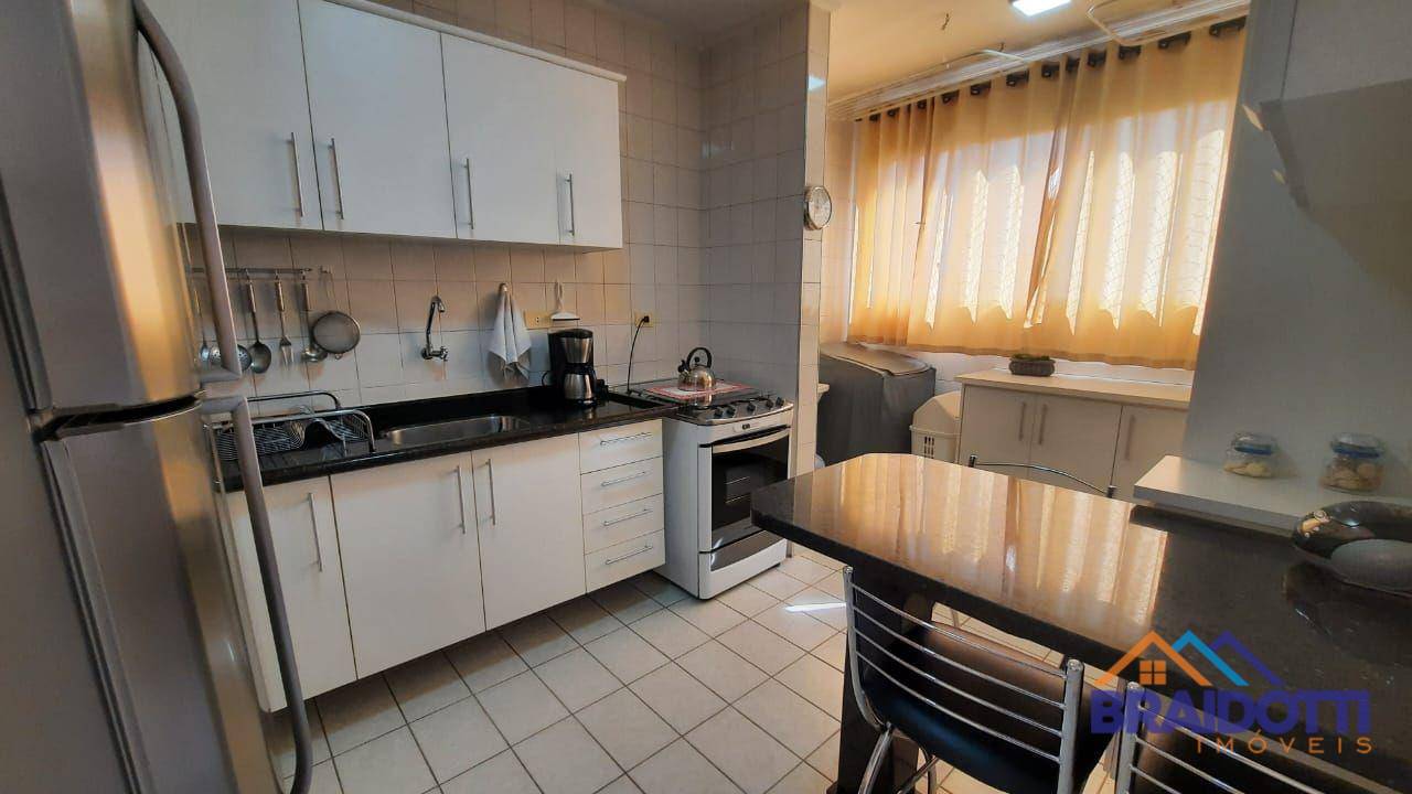 Apartamento à venda com 2 quartos, 69m² - Foto 6