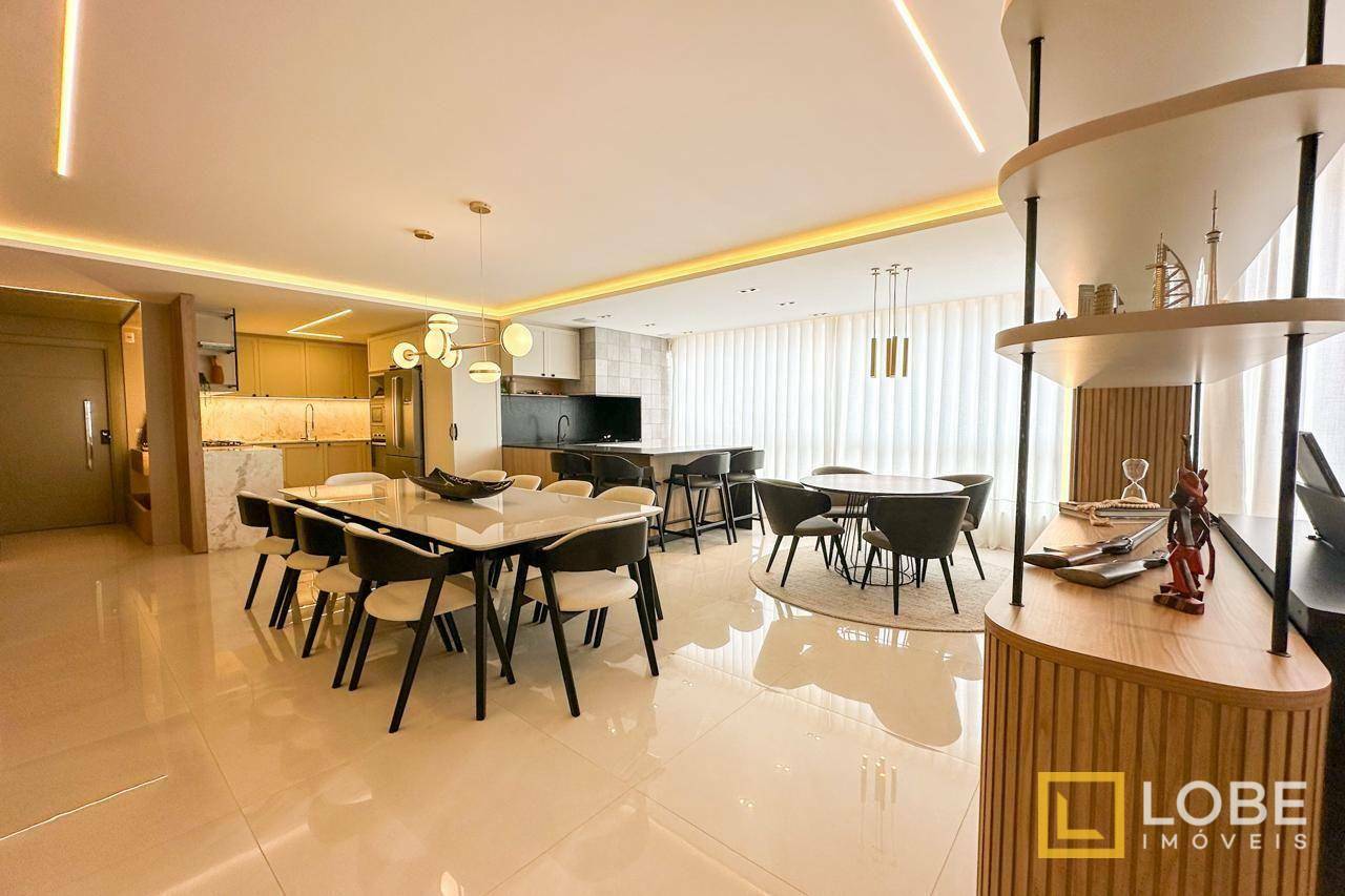 Apartamento à venda com 3 quartos, 171m² - Foto 4