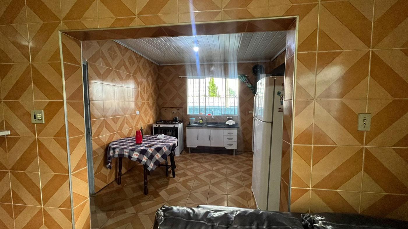 Casa à venda com 2 quartos, 300m² - Foto 5