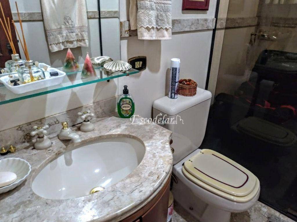 Apartamento à venda com 4 quartos, 190m² - Foto 18