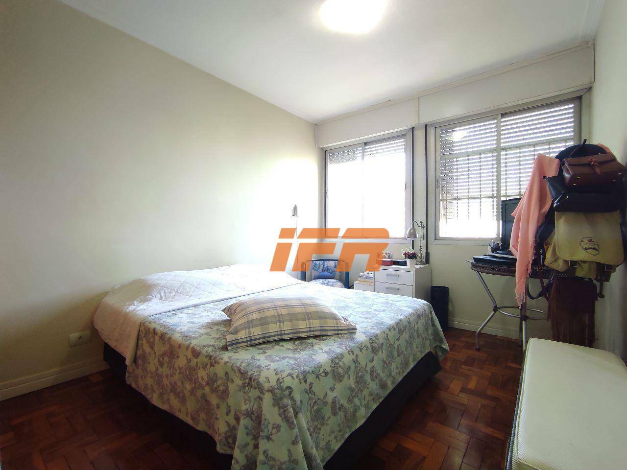 Apartamento à venda com 3 quartos, 142m² - Foto 8