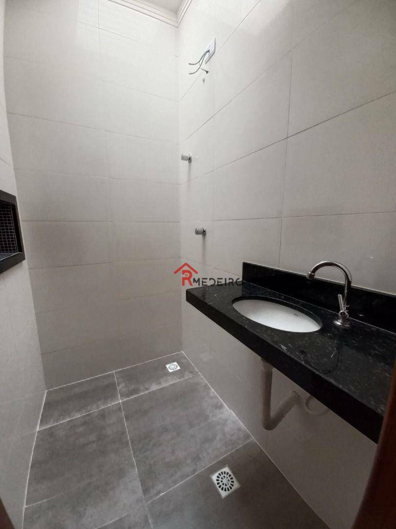 Casa à venda com 2 quartos, 57m² - Foto 15