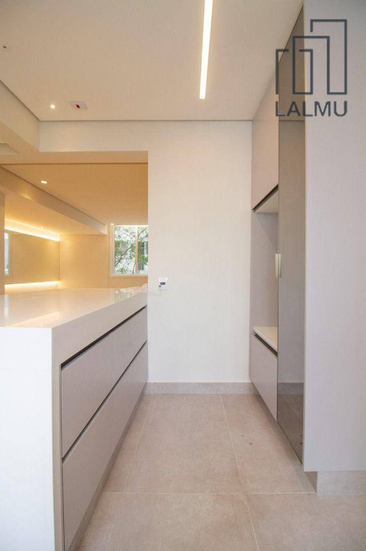 Apartamento para alugar com 2 quartos, 111m² - Foto 32