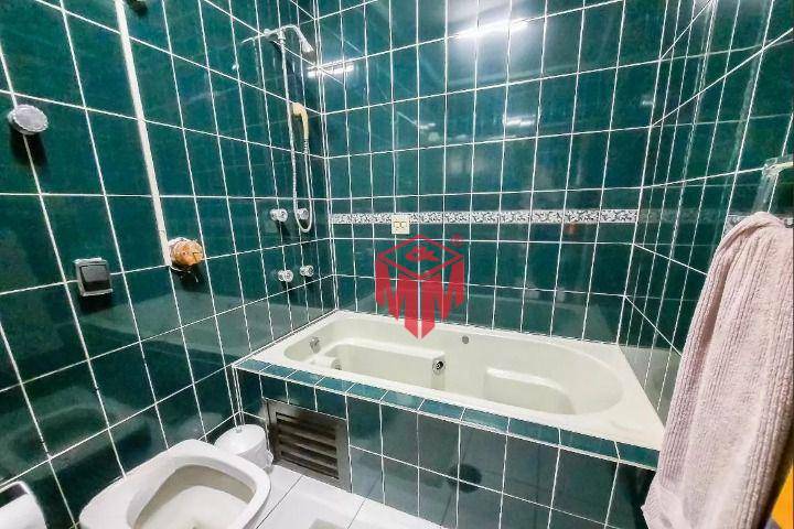 Sobrado à venda com 4 quartos, 313m² - Foto 27