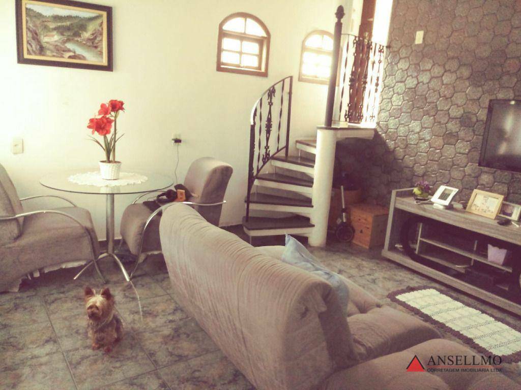 Casa à venda com 5 quartos, 182m² - Foto 11