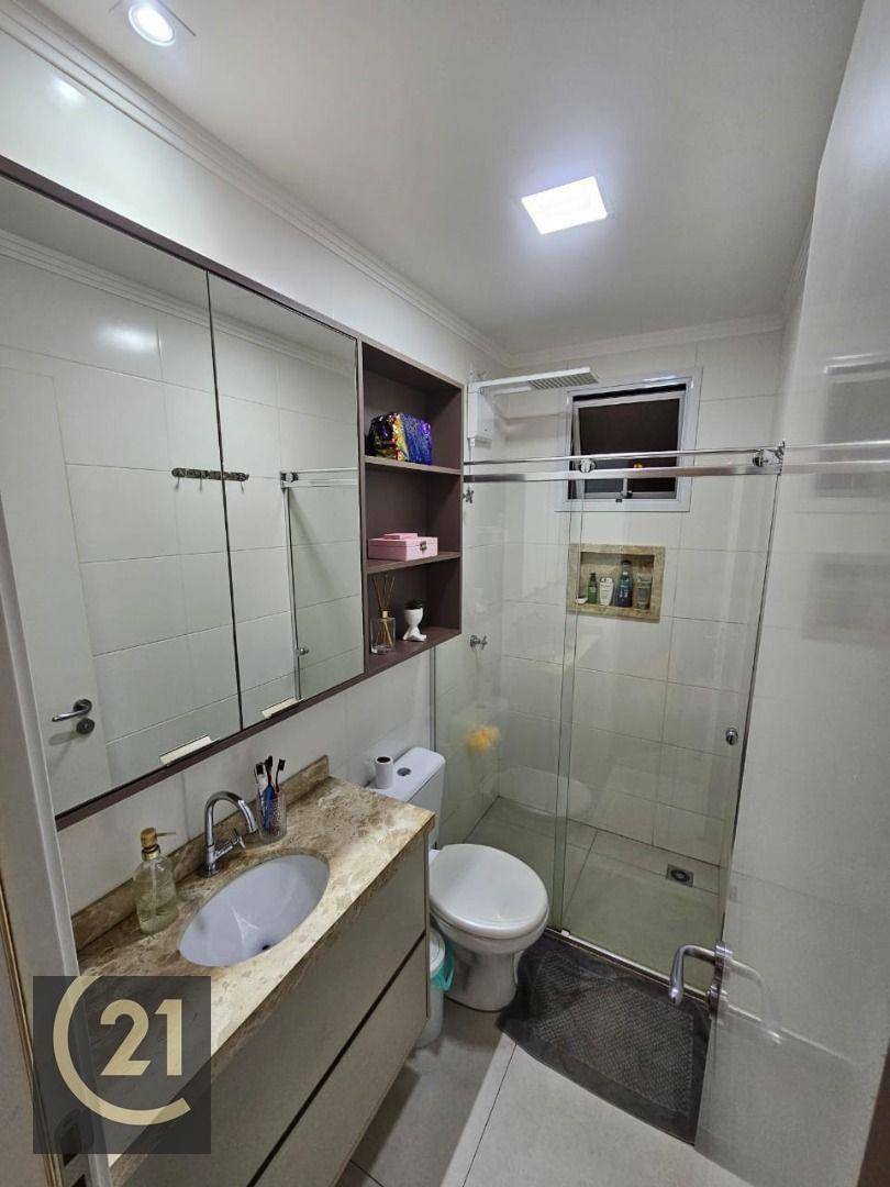 Apartamento à venda com 2 quartos, 67m² - Foto 14