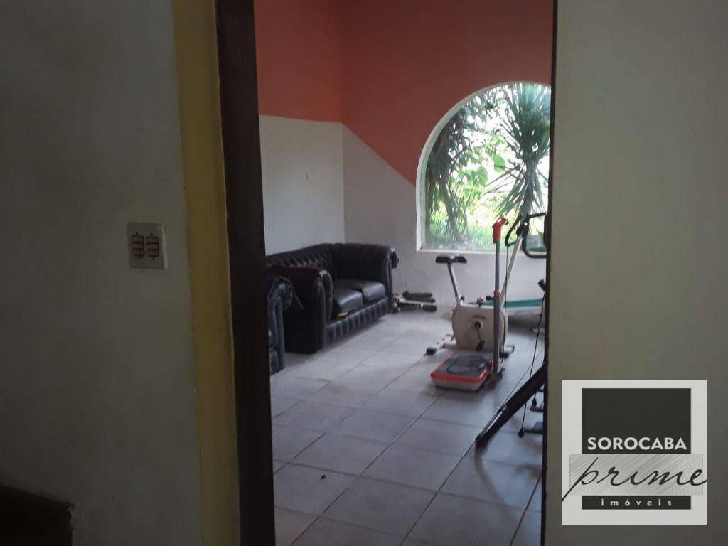 Casa à venda com 3 quartos, 600m² - Foto 4