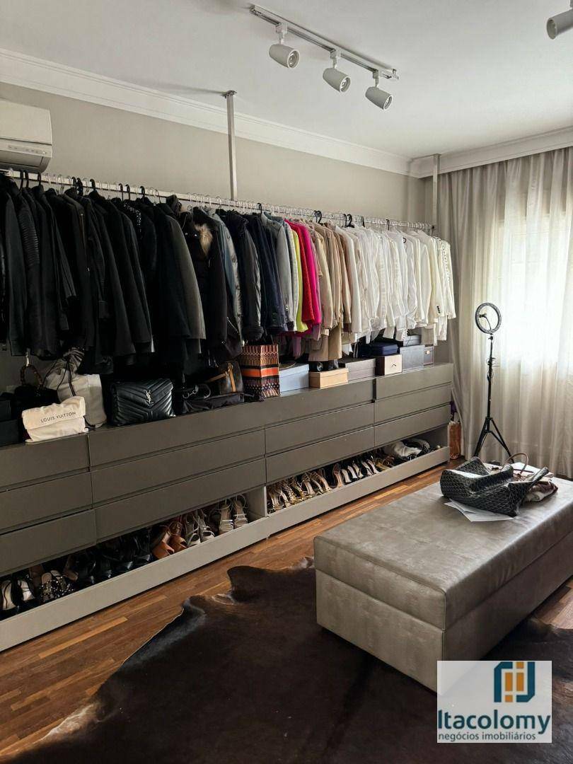 Casa de Condomínio para alugar com 4 quartos, 520m² - Foto 10