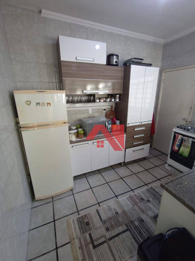 Casa à venda com 3 quartos, 280m² - Foto 12