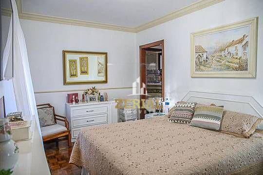 Apartamento à venda com 3 quartos, 207m² - Foto 14