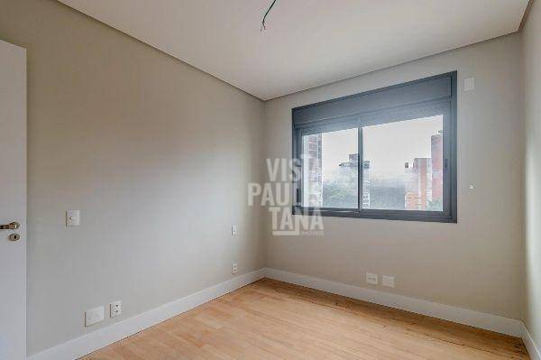 Apartamento à venda com 3 quartos, 200m² - Foto 15