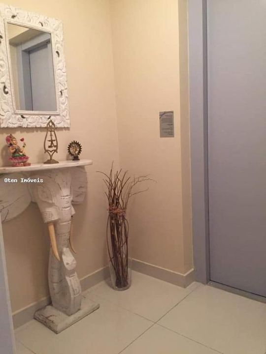 Apartamento à venda com 4 quartos, 189m² - Foto 11