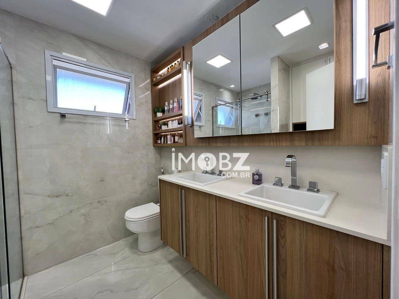 Apartamento à venda com 4 quartos, 198m² - Foto 28