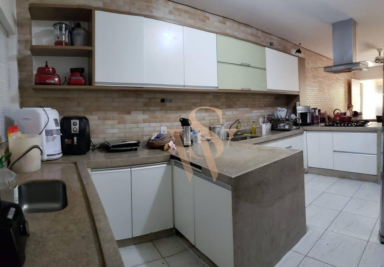 Casa à venda com 3 quartos, 400m² - Foto 12