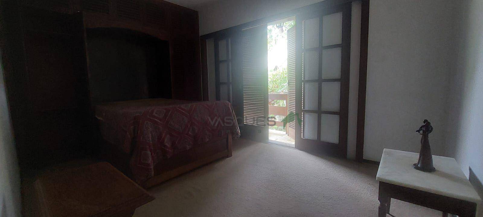Casa de Condomínio à venda com 4 quartos, 330m² - Foto 15